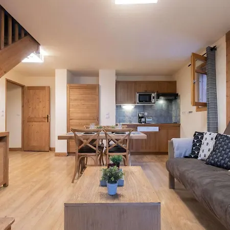 Centre Saint-lary Avec Piscine, Sauna Et Parking - Fr-1-296-425 Apartament