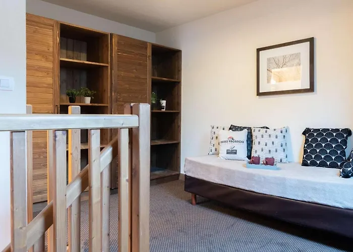 Centre Saint-lary Avec Piscine, Sauna Et Parking - Fr-1-296-425 Apartman *