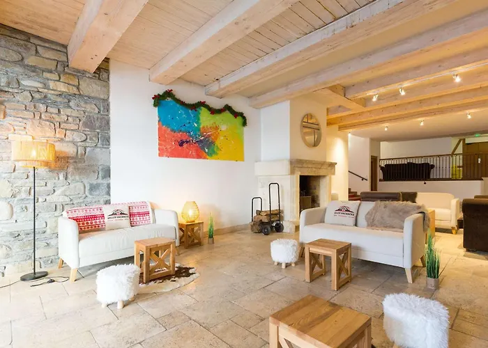 Centre Saint-lary Avec Piscine, Sauna Et Parking - Fr-1-296-425 アパート