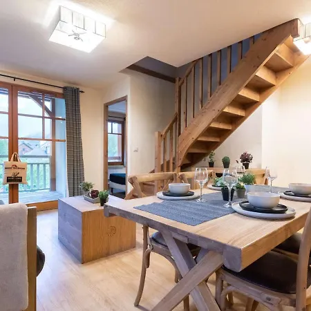 Centre Saint-lary Avec Piscine, Sauna Et Parking - Fr-1-296-425 * Saint-Lary-Soulan