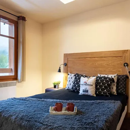 Apartment Centre Saint-lary Avec Piscine, Sauna Et Parking - Fr-1-296-425