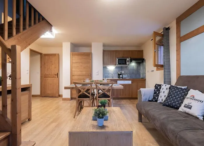 Centre Saint-lary Avec Piscine, Sauna Et Parking - Fr-1-296-425 Appartamento